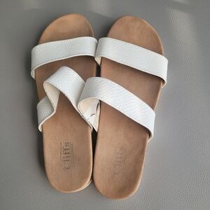 CLIFFS by White Mountain Women’s White Slip On Slides Strappy Sandals SIZE 10